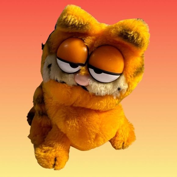 Vintage 1981 Dakin Garfield Sitting Plush Bean Bottom - Picture 1 of 4